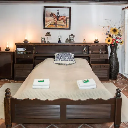 Authentic With Large Garden *