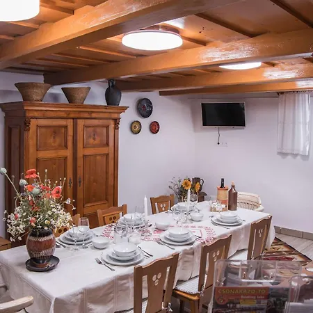 Authentic With Large Garden *