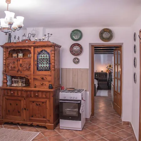 Authentic With Large Garden *