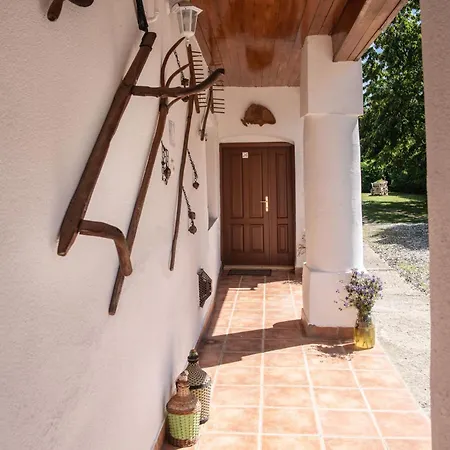 Authentic With Large Garden